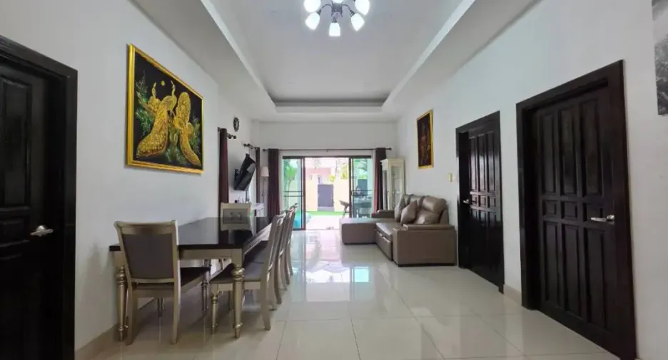 À louer 3 chambres maison à Huay Yai, Pattaya