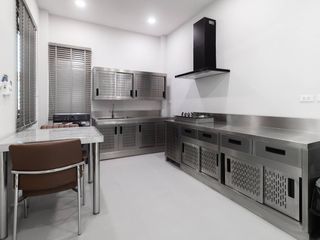 For rent 2 bedrooms house in Mueang Phuket, Phuket