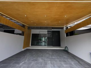 Продажа 3 спальни таунхаус в Лат Пхрао, Бангкок