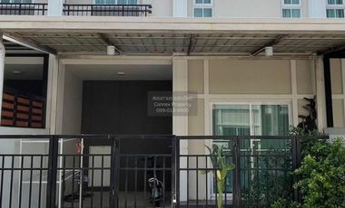 Продажа 3 спальни таунхаус в Bang Phli, Самутпракан
