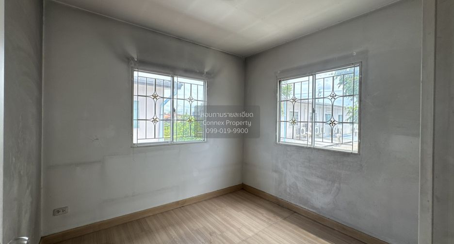 Reihenhaus zum Kauf mit 3 Zimmer in Bang Kruai, Nonthaburi