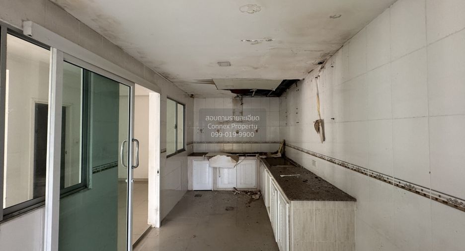 Reihenhaus zum Kauf mit 3 Zimmer in Bang Kruai, Nonthaburi