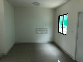 Продажа 3 спальни таунхаус в Bang Kruai, Нонтабури