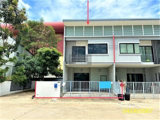 Продажа 3 спальни таунхаус в Bang Bua Thong, Нонтабури