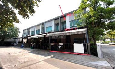 For sale 3 bedrooms townhouse in Pak Kret, Nonthaburi