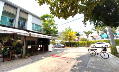 For sale 3 bedrooms townhouse in Pak Kret, Nonthaburi