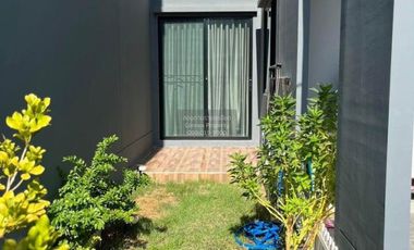 For sale 4 bedrooms house in Khan Na Yao, Bangkok