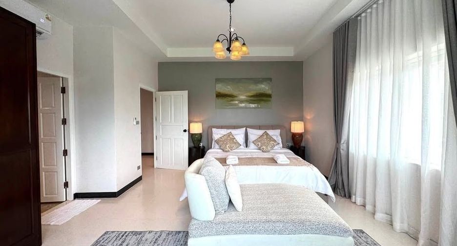 Villa en alquiler de 7 habitaciones en Thalang, Phuket