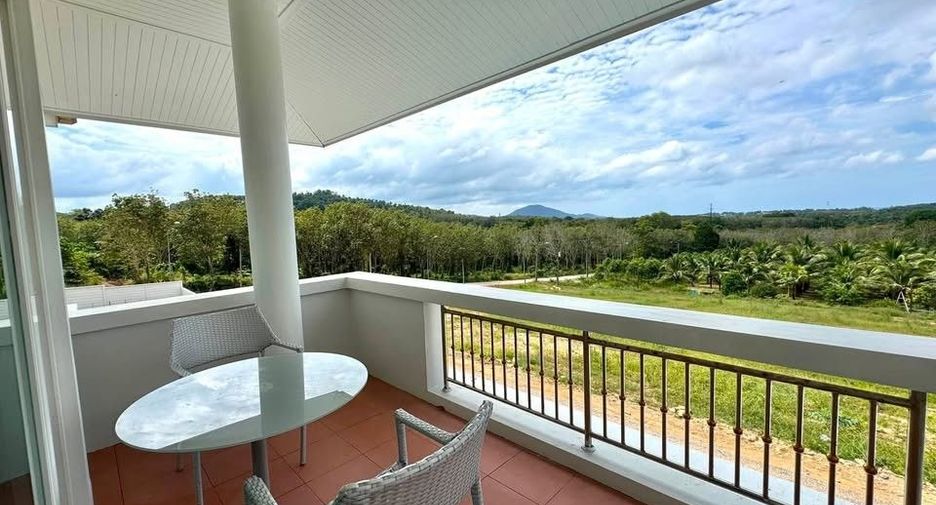 Villa en alquiler de 7 habitaciones en Thalang, Phuket