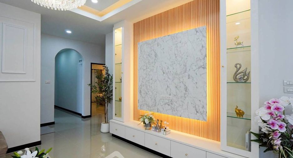 Casa en venta de 3 habitaciones en Bang Lamung, Chonburi