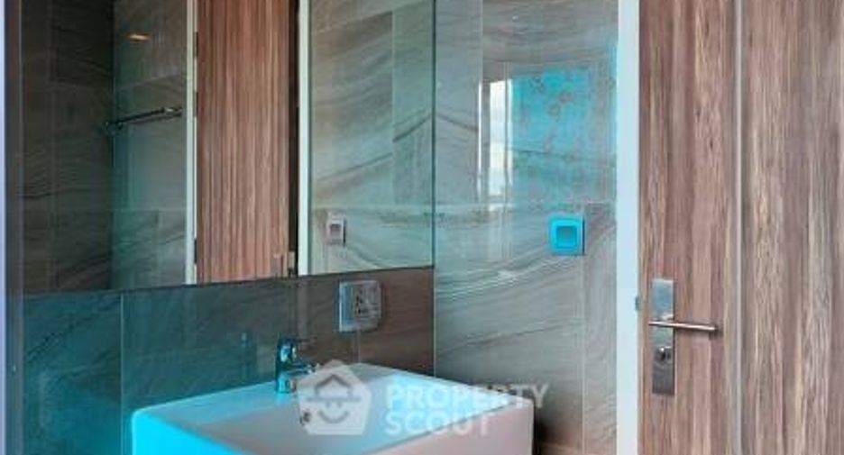 À louer et à vendre 1 chambre condo à Khlong Toei, Bangkok