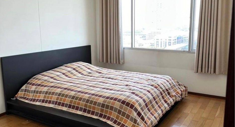 For rent 1 bed condo in Khlong San, Bangkok