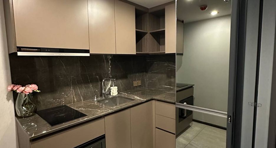 For rent 1 bed condo in Ratchathewi, Bangkok