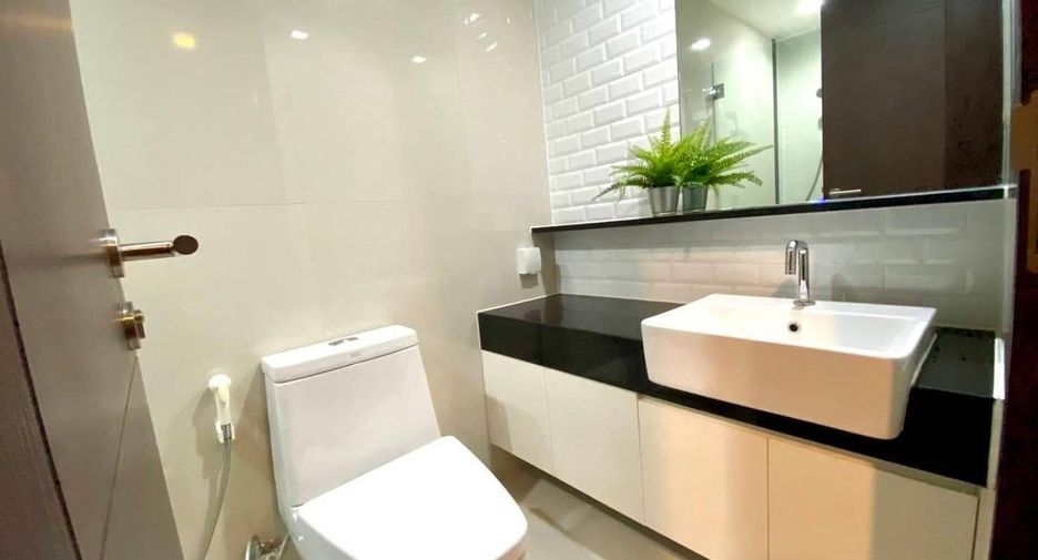 Condo en alquiler de 1 habitaciones en Pathum Wan, Bangkok