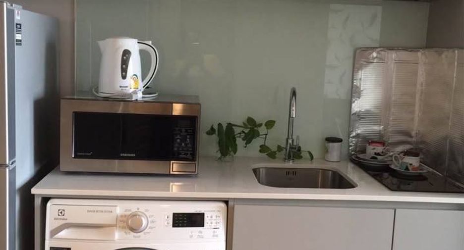 Wohnung zur Miete mit 1 Zimmer in Sathon, Bangkok