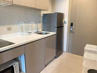 Condo en alquiler de 1 habitaciones en Huai Khwang, Bangkok