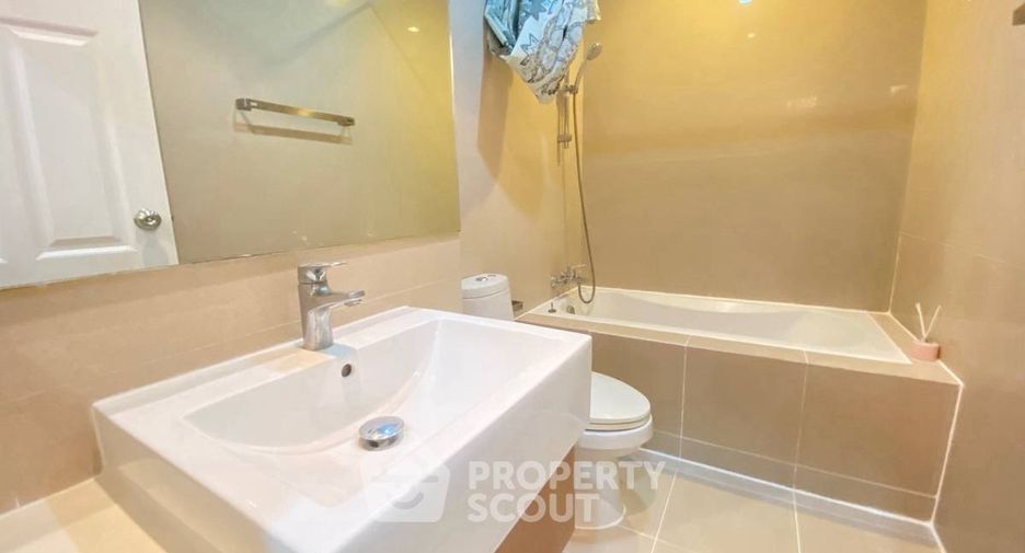 For rent 1 bed condo in Khlong Toei, Bangkok