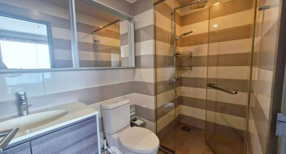 À louer 1 chambre condo à Watthana, Bangkok