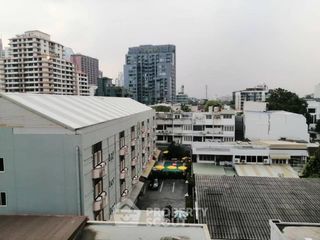 Condo en alquiler de 2 habitaciones en Phaya Thai, Bangkok