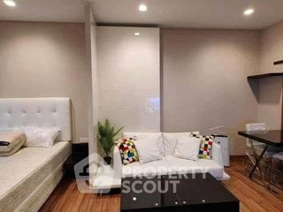For rent 1 bed condo in Huai Khwang, Bangkok