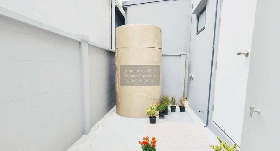 出租 3 卧室 联排别墅 在 Bang Phli, Samut Prakan