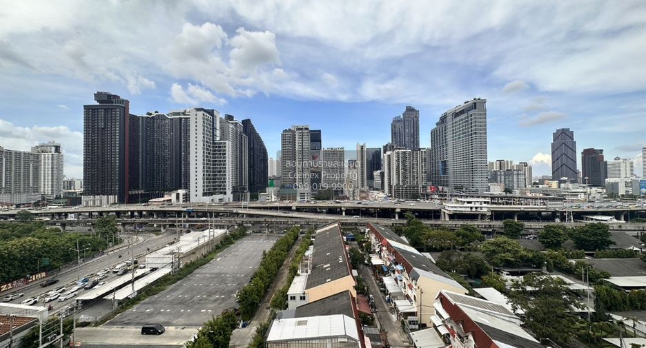 For rent 1 bed condo in Watthana, Bangkok