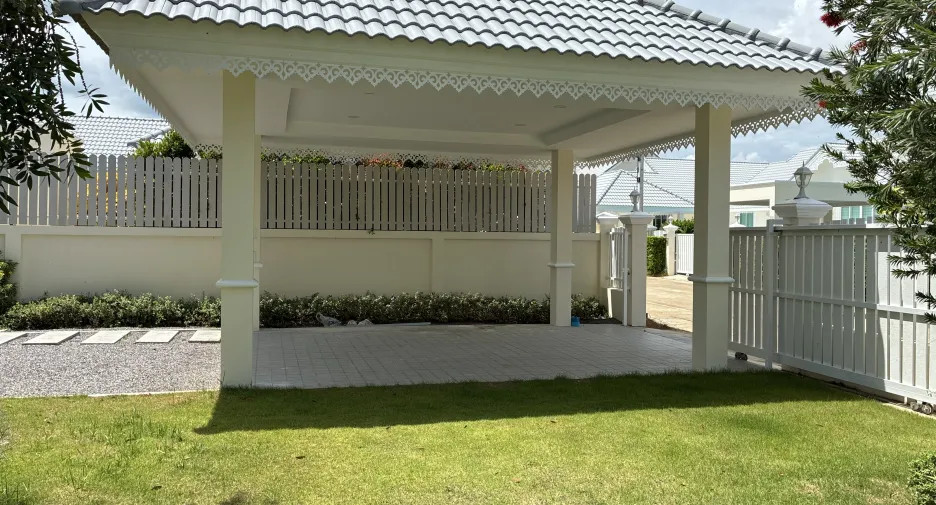Haus zur Miete mit 2 Zimmer in Cha Am, Phetchaburi