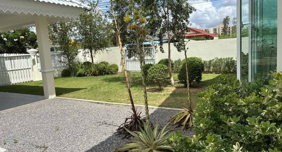 Haus zur Miete mit 2 Zimmer in Cha Am, Phetchaburi