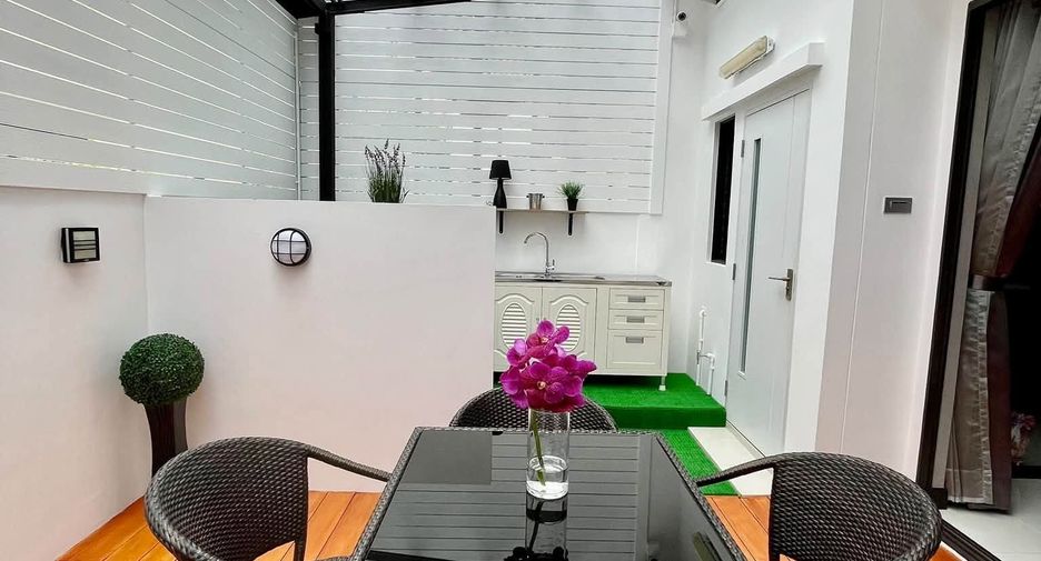 For sale そして for rent 3 ベッドルーム house in Lat Phrao, Bangkok