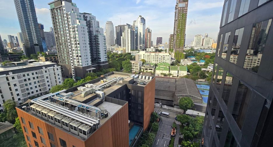 À louer 1 chambre condo à Khlong Toei, Bangkok