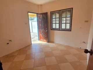 Продажа 4 спальни дом в Банг Ламунг, Чонбури