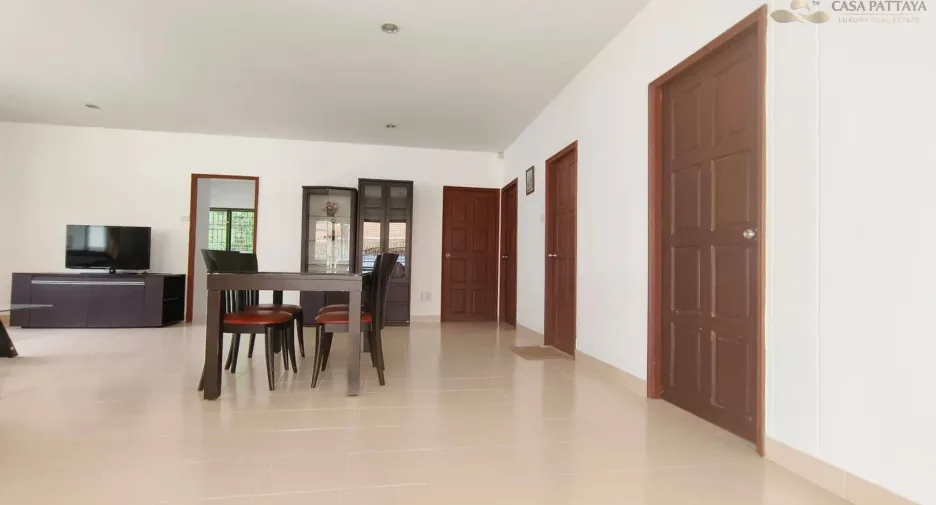 À louer 3 chambres villa à Jomtien, Pattaya