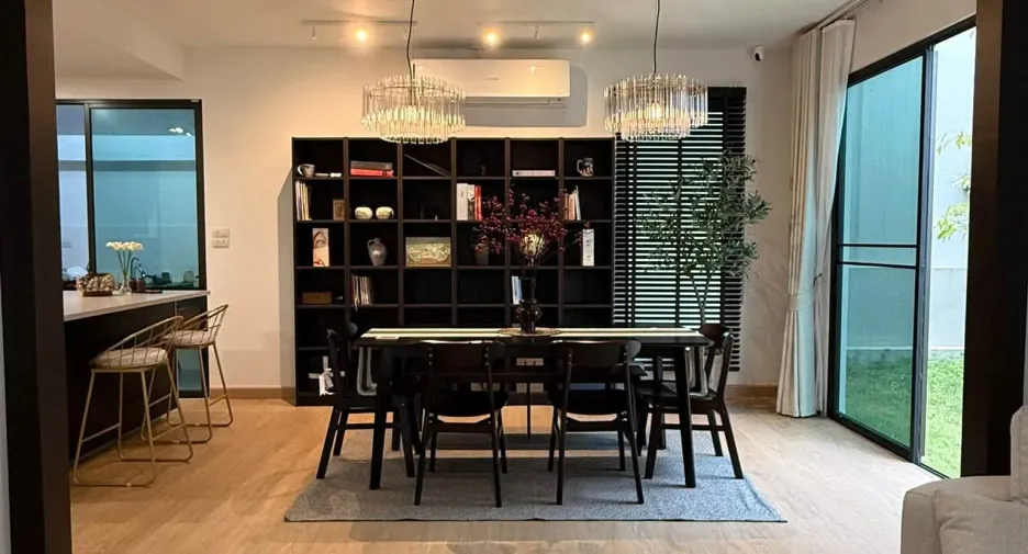 出售 和 出租 4 卧室 独立屋 在 Bang Lamung, Chon Buri