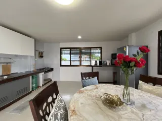 Casa en alquiler de 3 habitaciones en Thalang, Phuket