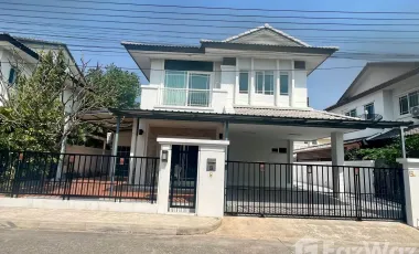 À louer 4 chambres maison à Mueang Chiang Mai, Chiang Mai