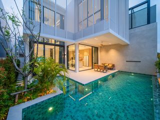 Villa zum Kauf mit 4 Zimmer in Mueang Phuket, Phuket