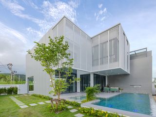 Villa zum Kauf mit 4 Zimmer in Mueang Phuket, Phuket