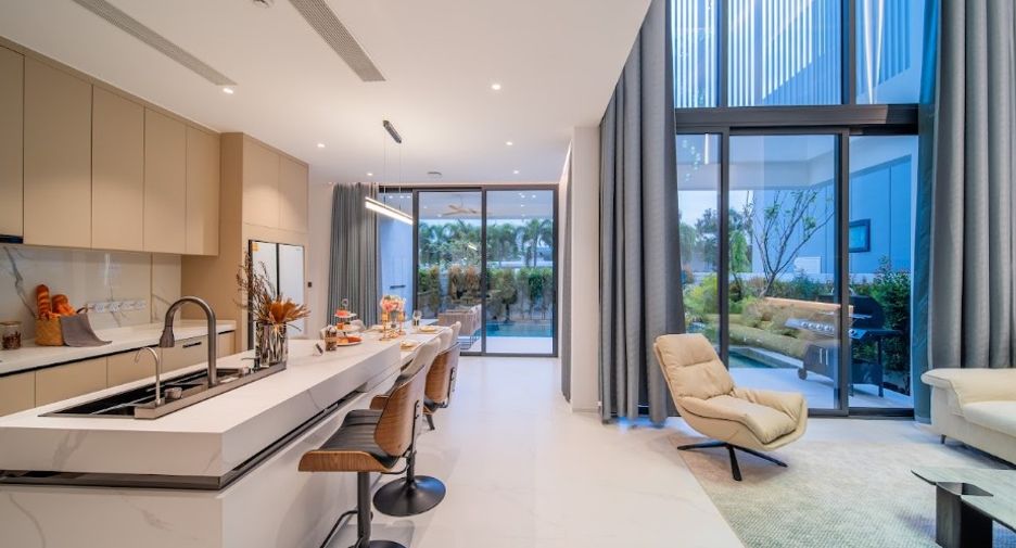 Villa zum Kauf mit 4 Zimmer in Mueang Phuket, Phuket
