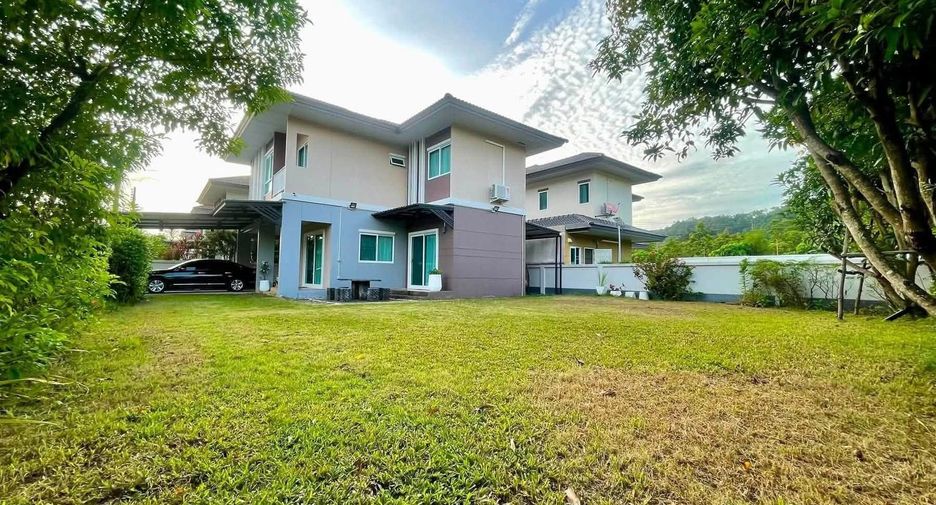Casa en alquiler de 4 habitaciones en Mueang Phuket, Phuket