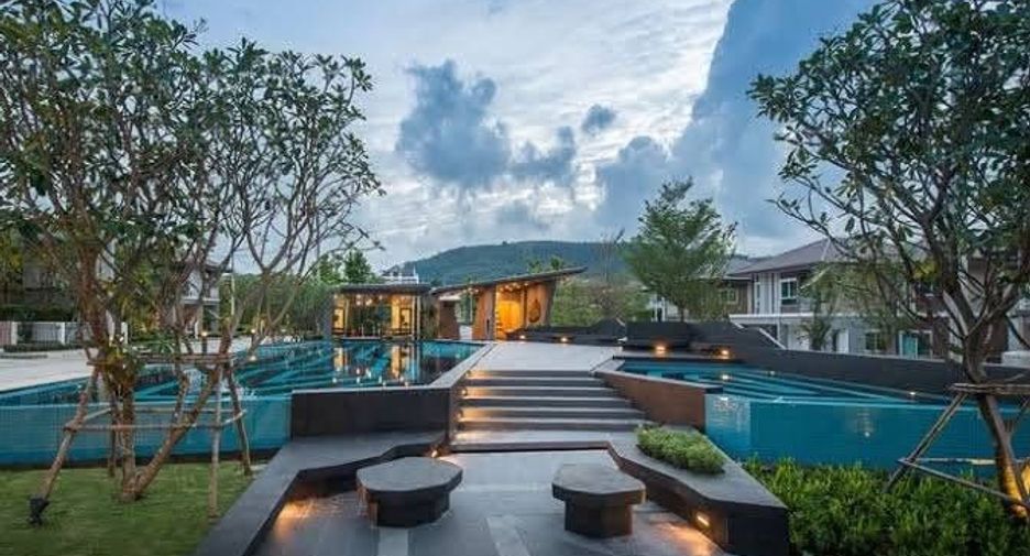 Casa en alquiler de 4 habitaciones en Mueang Phuket, Phuket