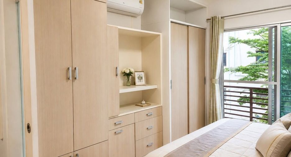 For rent 1 bed condo in Phaya Thai, Bangkok