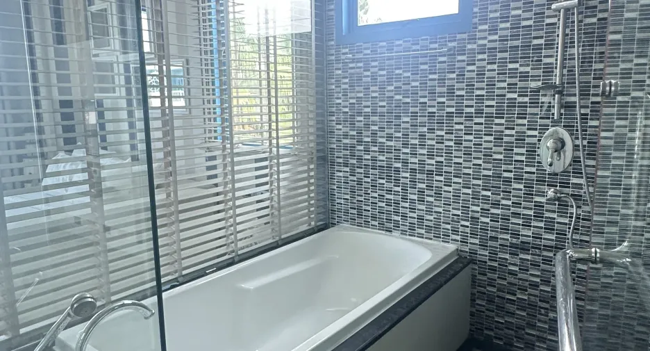 For rent 2 bedrooms condo in Hua Hin, Prachuap Khiri Khan