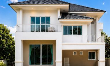 For rent 4 bedrooms house in Bang Khen, Bangkok