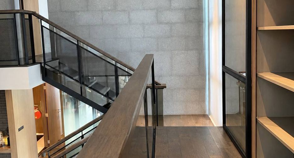 For rent 3 bedrooms condo in Watthana, Bangkok