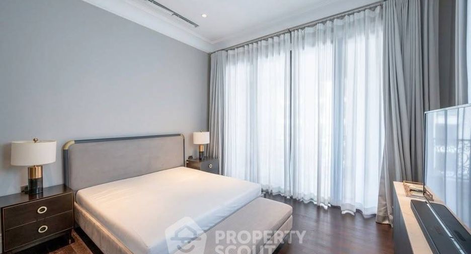 À louer 3 chambres condo à Pathum Wan, Bangkok