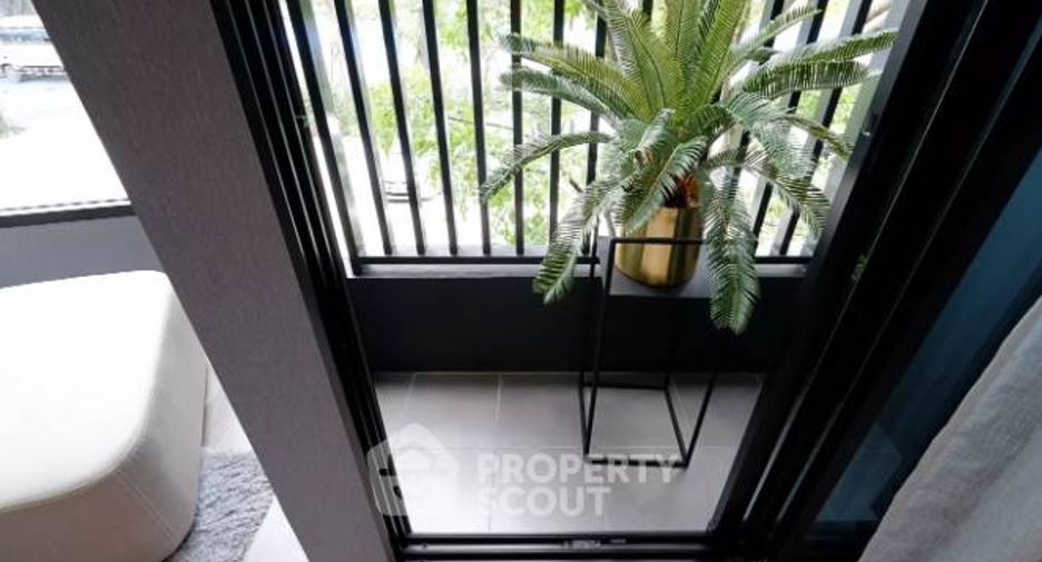 For sale 1 bed condo in Khlong Toei, Bangkok
