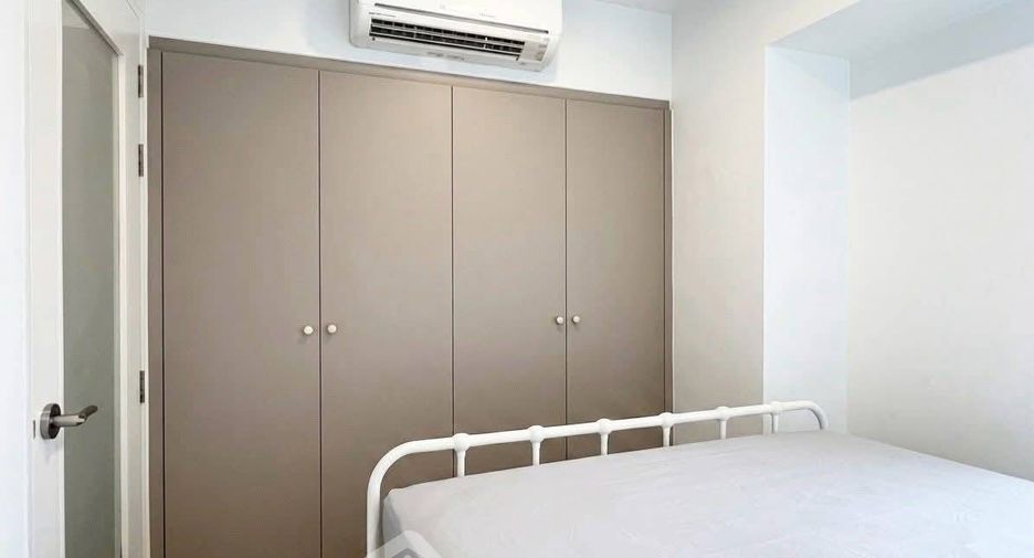 For sale 2 bedrooms condo in Watthana, Bangkok
