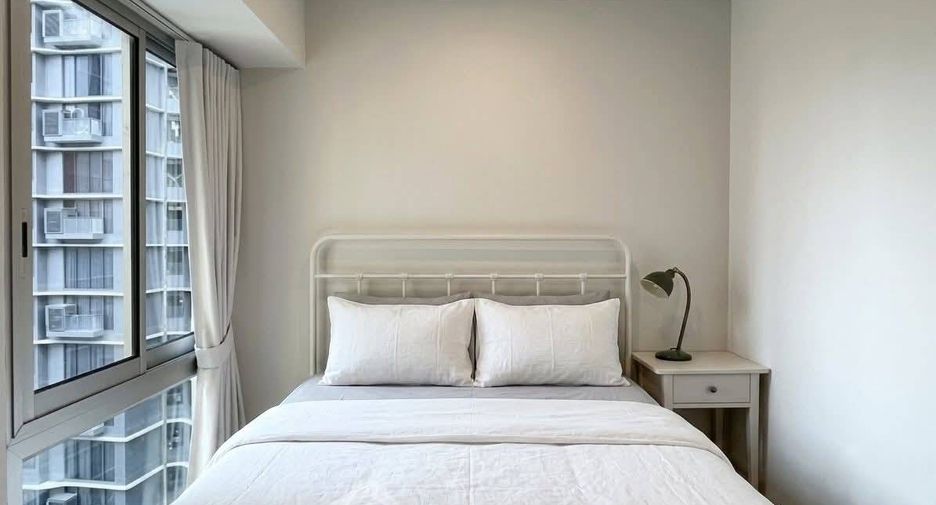 For sale 2 bedrooms condo in Watthana, Bangkok