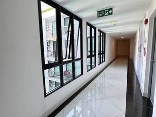 Condo en alquiler y en venta de 2 habitaciones en Bang Kho Laem, Bangkok