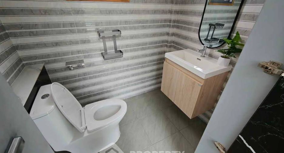 Casa en venta de 3 habitaciones en Bang Lamung, Chonburi